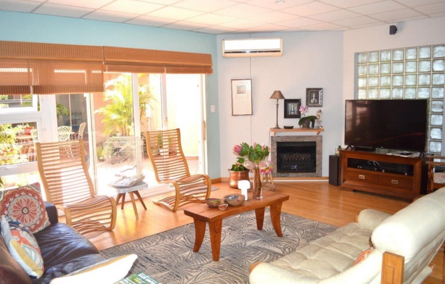 5 Bedroom Property for Sale in Wilkoppies North West
